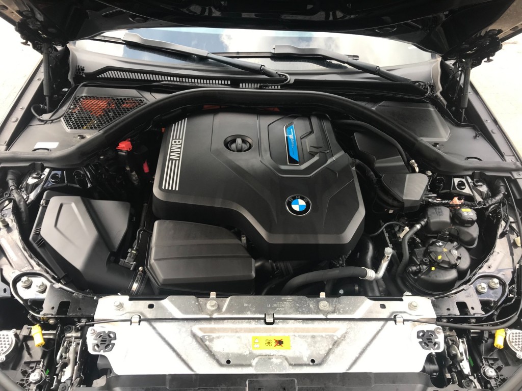 BMW-3-SERIE-330 E ADVANTAGE **Plug-in hybride**