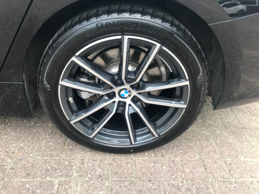 BMW-3-SERIE-330 E ADVANTAGE **Plug-in hybride**