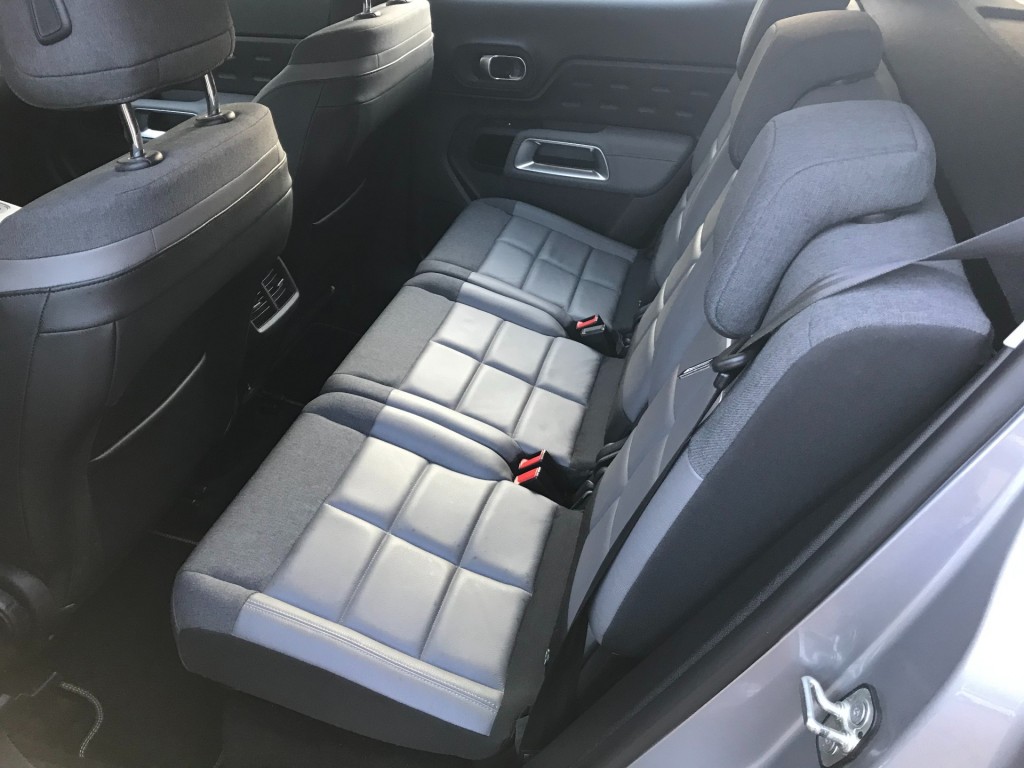 CITROEN-C5 AIRCROSS-1.6 PL HYB BUSINESS **navigatie/camera/pdc**