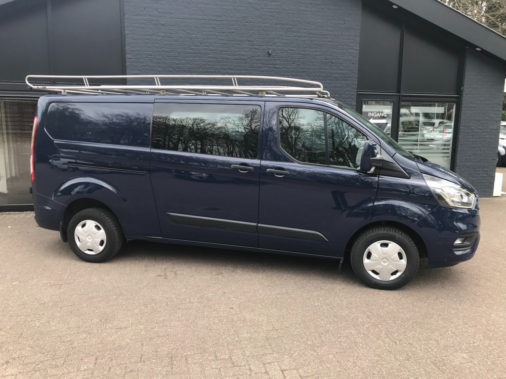 FORD-TRANSIT CUSTOM-300 2.0 TDCI L2H1**6-pers/trekhaak**