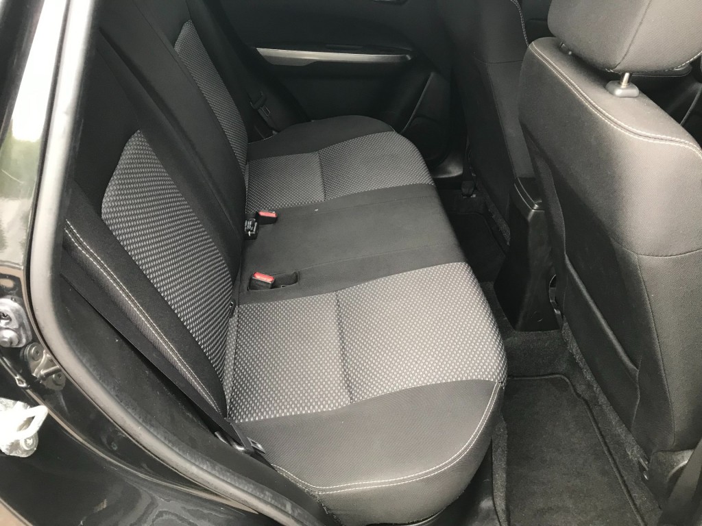 SUZUKI-VITARA-1.0 Boosterjet **Automaat/navigatie/camera**