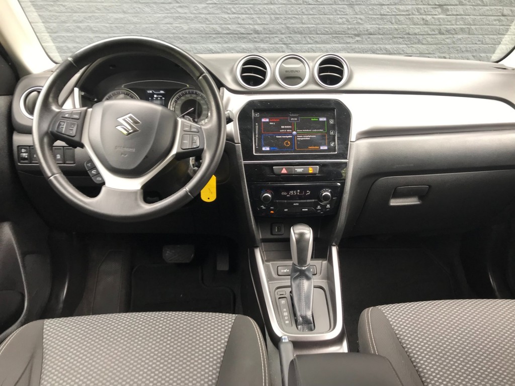 SUZUKI-VITARA-1.0 Boosterjet **Automaat/navigatie/camera**