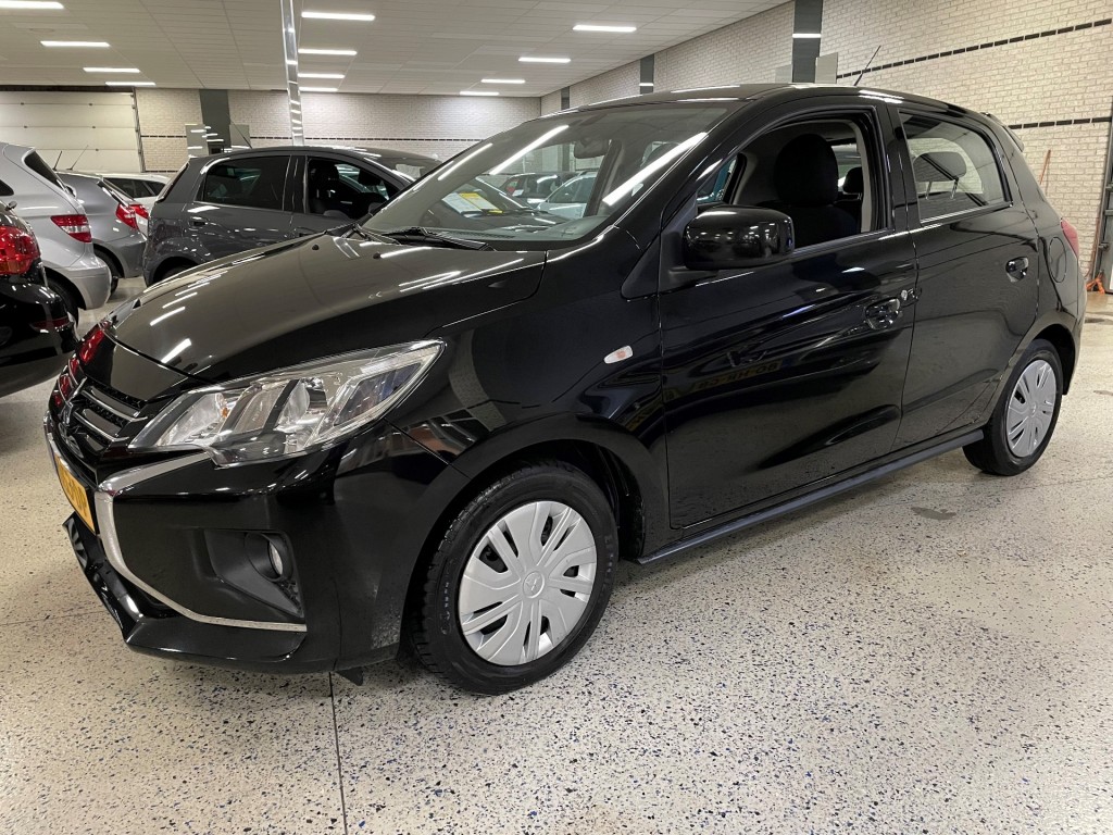 MITSUBISHI SPACE STAR