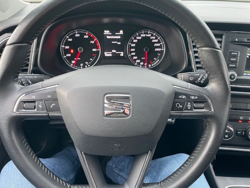 SEAT-LEON-1.2 TSI CLIMATCONTROL / CRUISE / ISOFIX / LM VELGEN