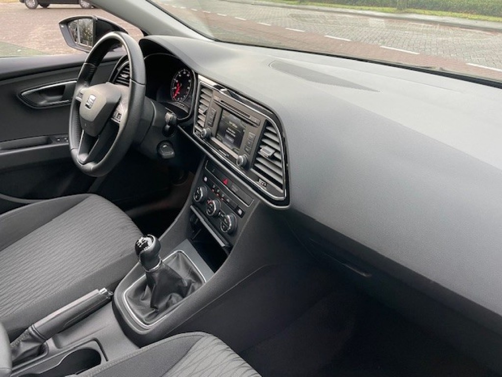 SEAT-LEON-1.2 TSI CLIMATCONTROL / CRUISE / ISOFIX / LM VELGEN