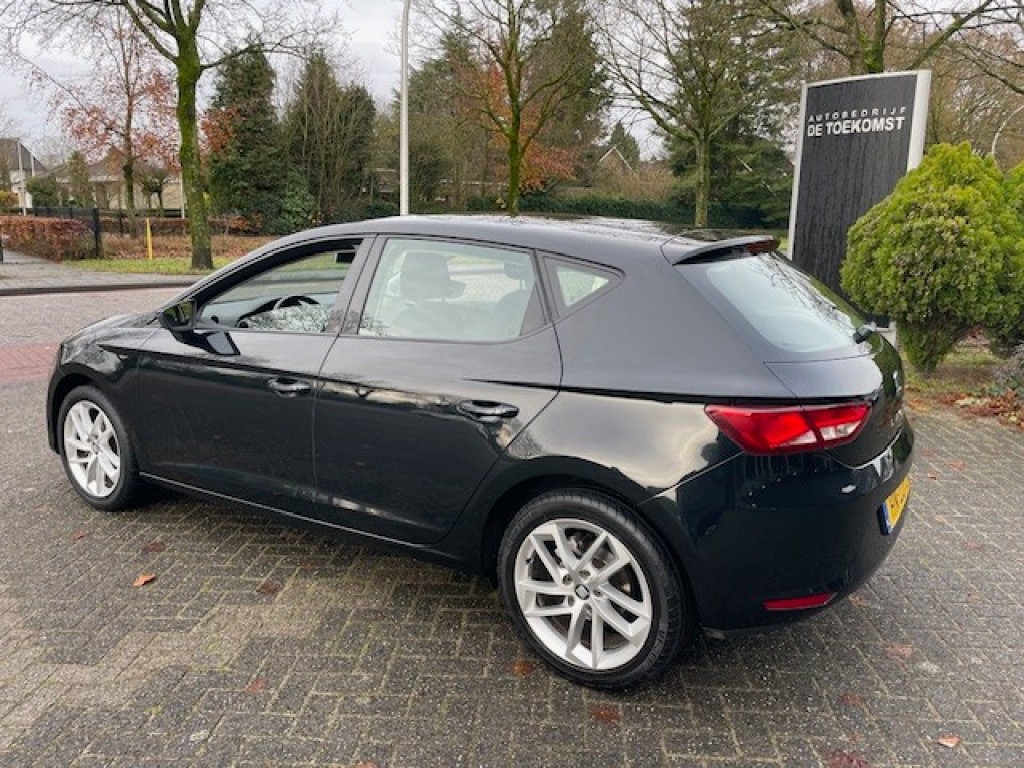 SEAT-LEON-1.2 TSI CLIMATCONTROL / CRUISE / ISOFIX / LM VELGEN