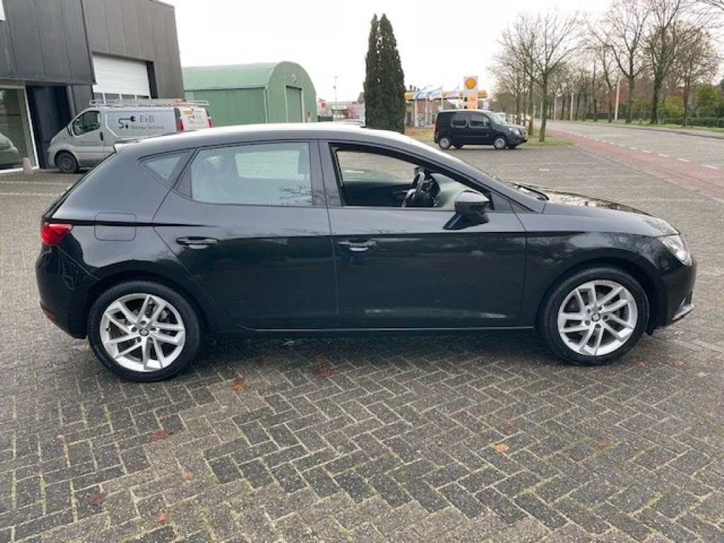 SEAT-LEON-1.2 TSI CLIMATCONTROL / CRUISE / ISOFIX / LM VELGEN