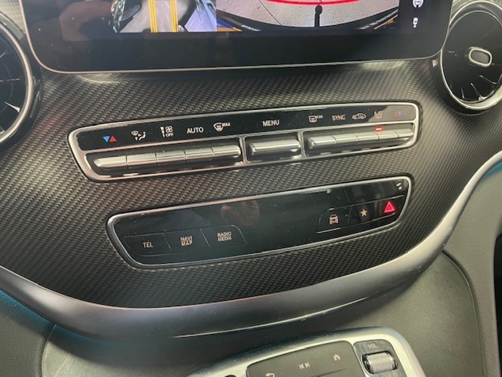 MERCEDES-BENZ-V-KLASSE-250D Dubbel Cabine Lang Avantgarde Automaat BomVol