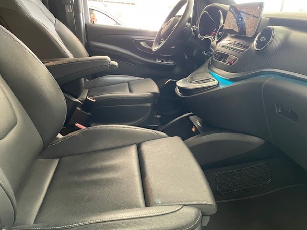 MERCEDES-BENZ-V-KLASSE-250D Dubbel Cabine Lang Avantgarde Automaat BomVol