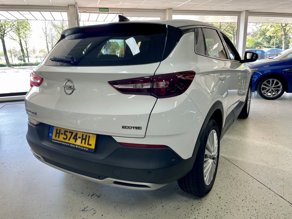 OPEL-GRANDLAND X-1.2 Turbo Inno. NAVI / AIRCO ECC / CAMERA / CRUISE / LED