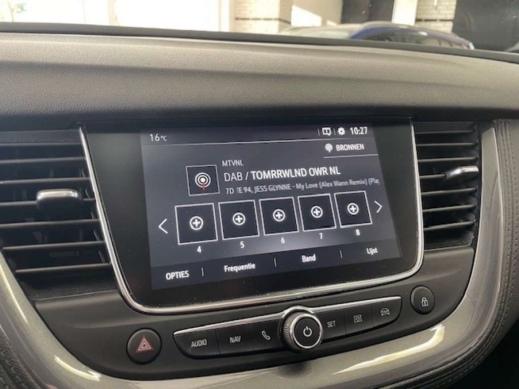 OPEL-GRANDLAND X-1.2 Turbo Inno. NAVI / AIRCO ECC / CAMERA / CRUISE / LED