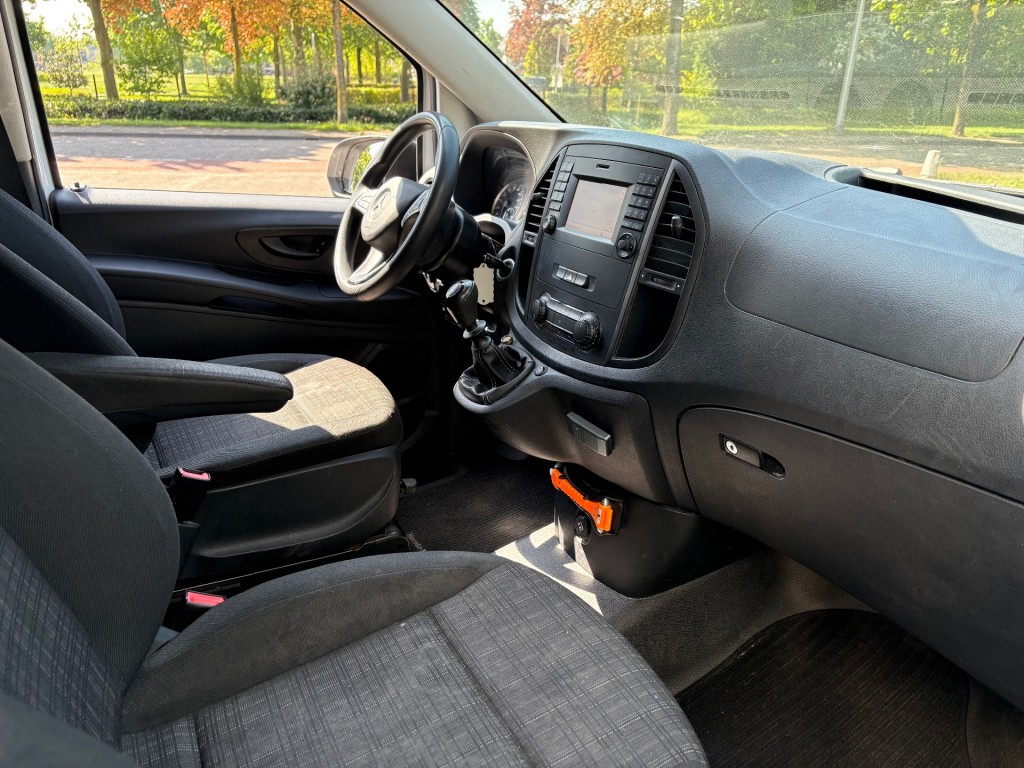 MERCEDES-BENZ-VITO-111 CDI Navigatie Achterdeuren Cruise Trekhaak PDC Airco