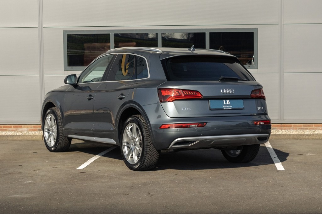 AUDI-Q5-2.0 TFSI, Quattro, S-tronic, 24.690 km!