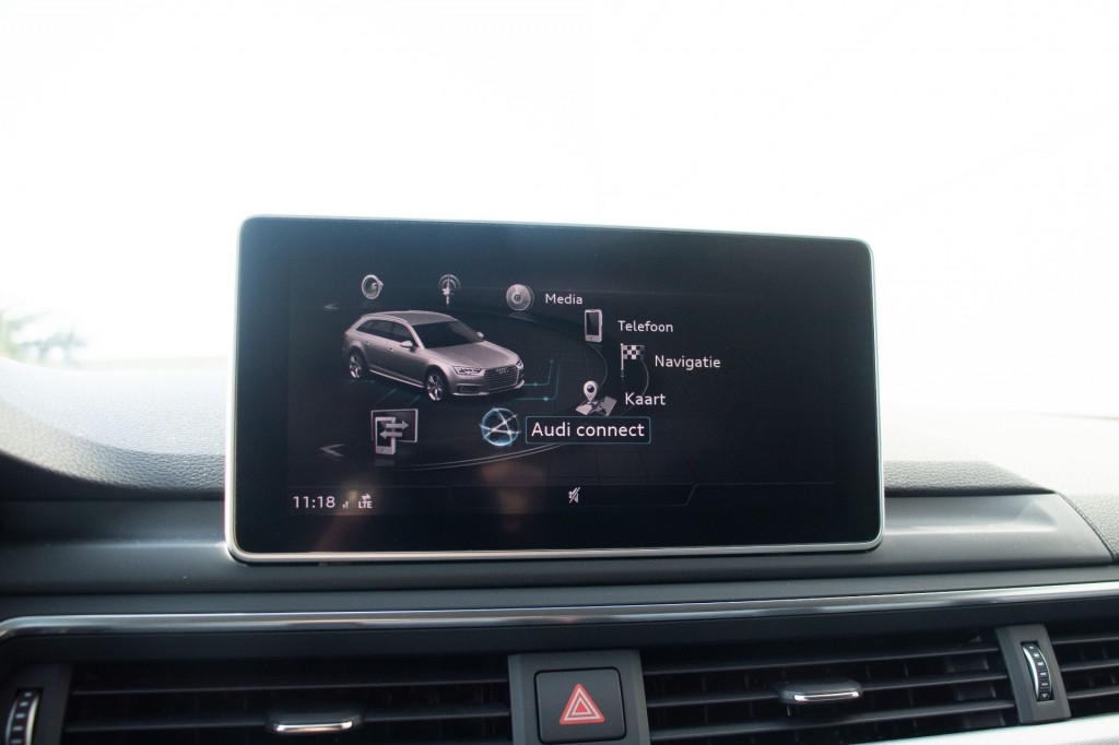 AUDI-A4-Avant, 2.0 TDI, S-line