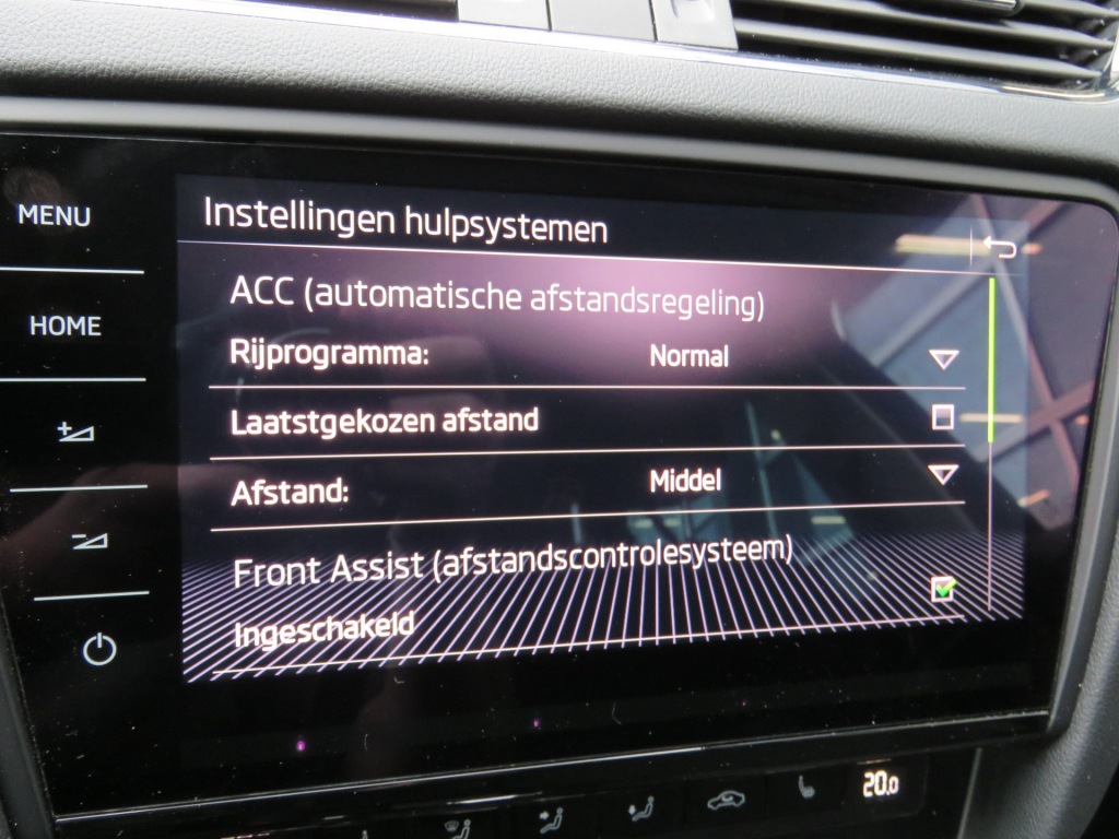 SKODA-OCTAVIA-Combi 1.0 115pkTSI DSG-aut. Greentech Style Business / Led / 18I