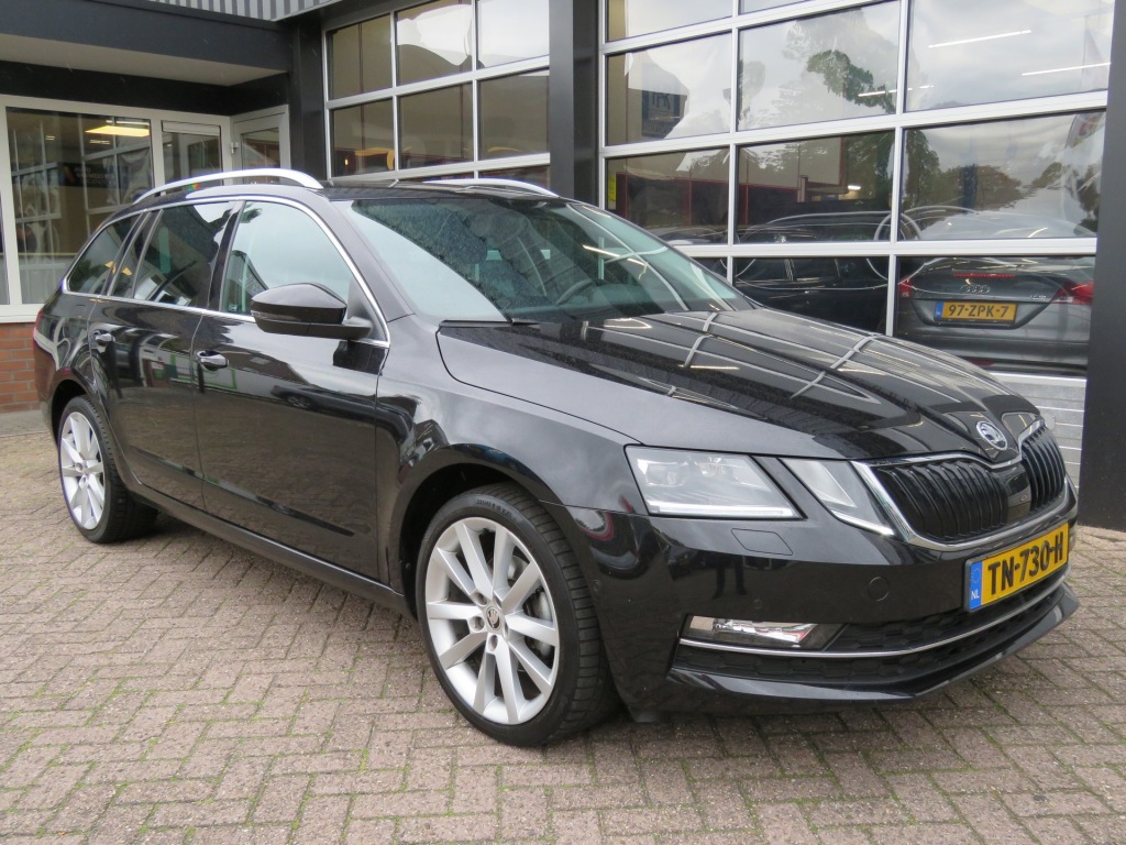 SKODA-OCTAVIA-Combi 1.0 115pkTSI DSG-aut. Greentech Style Business / Led / 18I