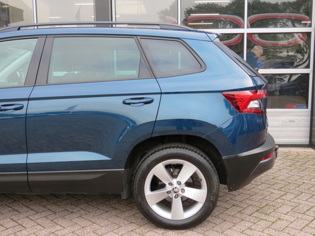 SKODA-KAROQ-1.0 TSI 115PK DSG-Aut. Ambition / Camera / Weg.klap haak / Elec