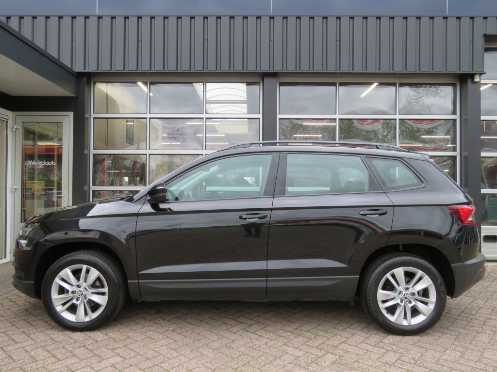 SKODA-KAROQ-1.5 TSI 150PK DSG-aut. ACT Style / Trekhaak / Navi / BOVAG garan