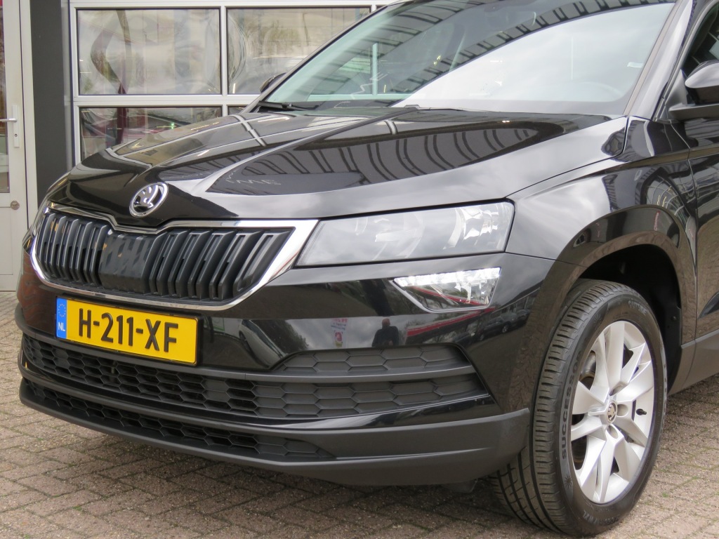 SKODA-KAROQ-1.5 TSI 150PK DSG-aut. ACT Style / Trekhaak / Navi / BOVAG garan