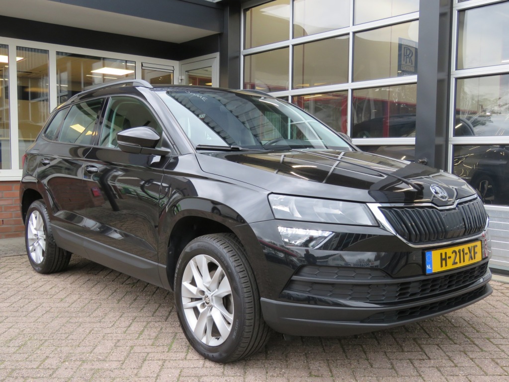 SKODA-KAROQ-1.5 TSI 150PK DSG-aut. ACT Style / Trekhaak / Navi / BOVAG garan