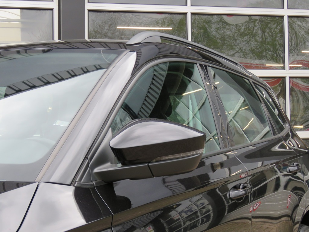 SKODA-KAROQ-1.5 TSI 150PK DSG-aut. ACT Style / Trekhaak / Navi / BOVAG garan