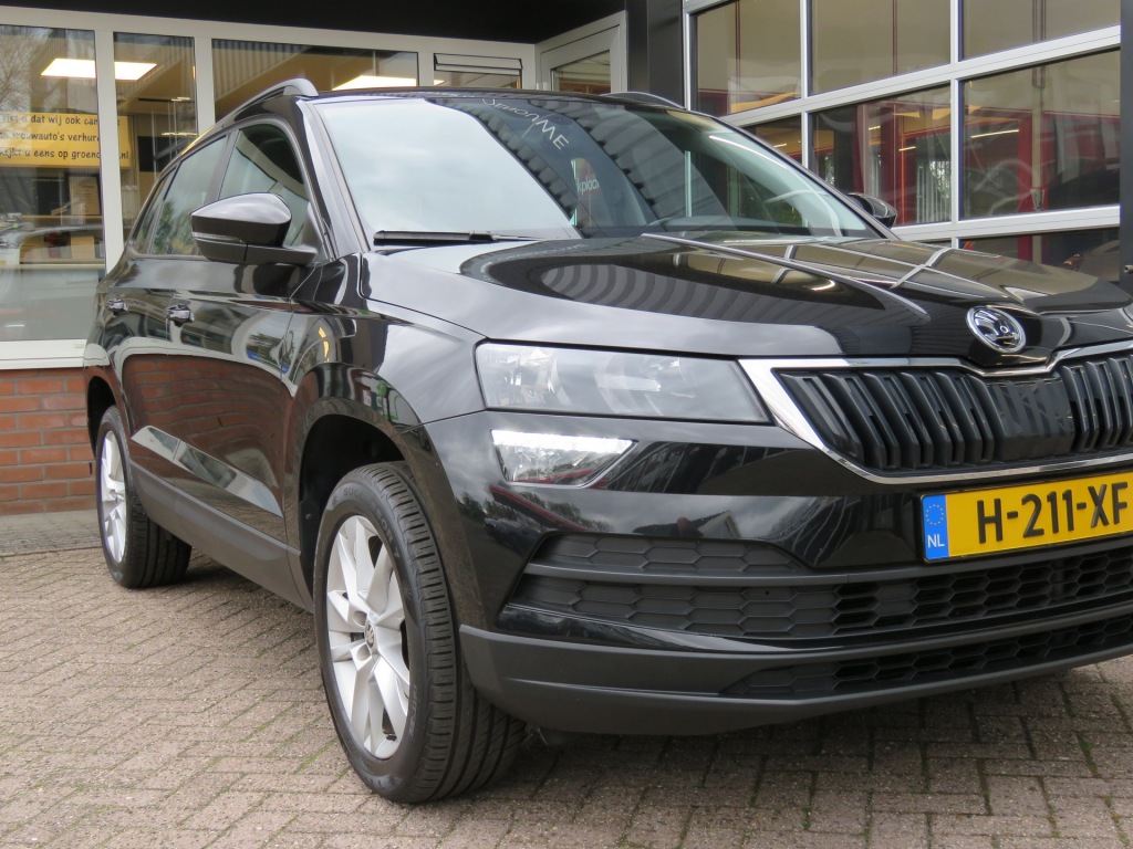 SKODA-KAROQ-1.5 TSI 150PK DSG-aut. ACT Style / Trekhaak / Navi / BOVAG garan