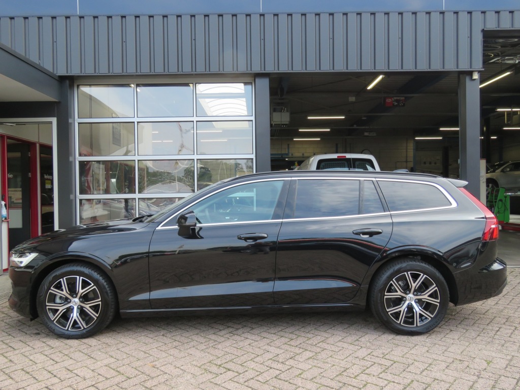 VOLVO-V60-2.0 B3 163pk Aut. Core / Camera / Stoel-stuurverw. / Elec.klep /