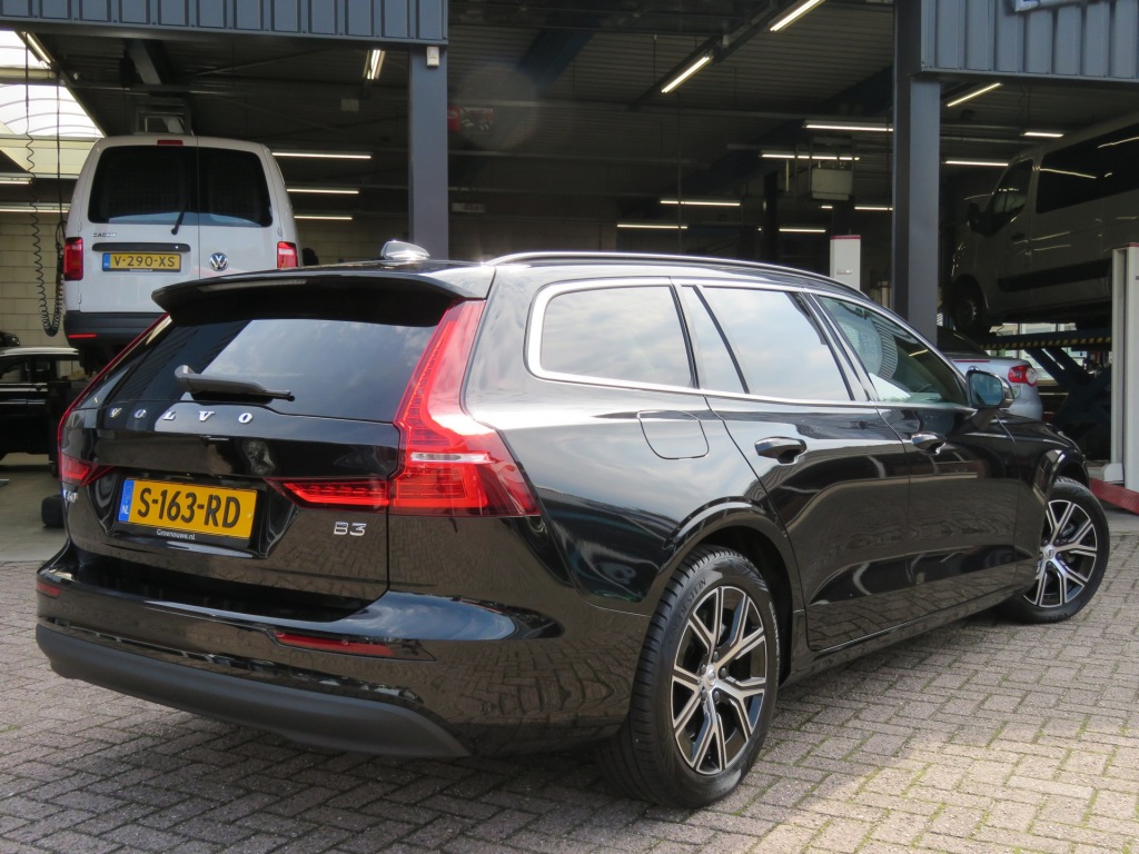 VOLVO-V60-2.0 B3 163pk Aut. Core / Camera / Stoel-stuurverw. / Elec.klep /