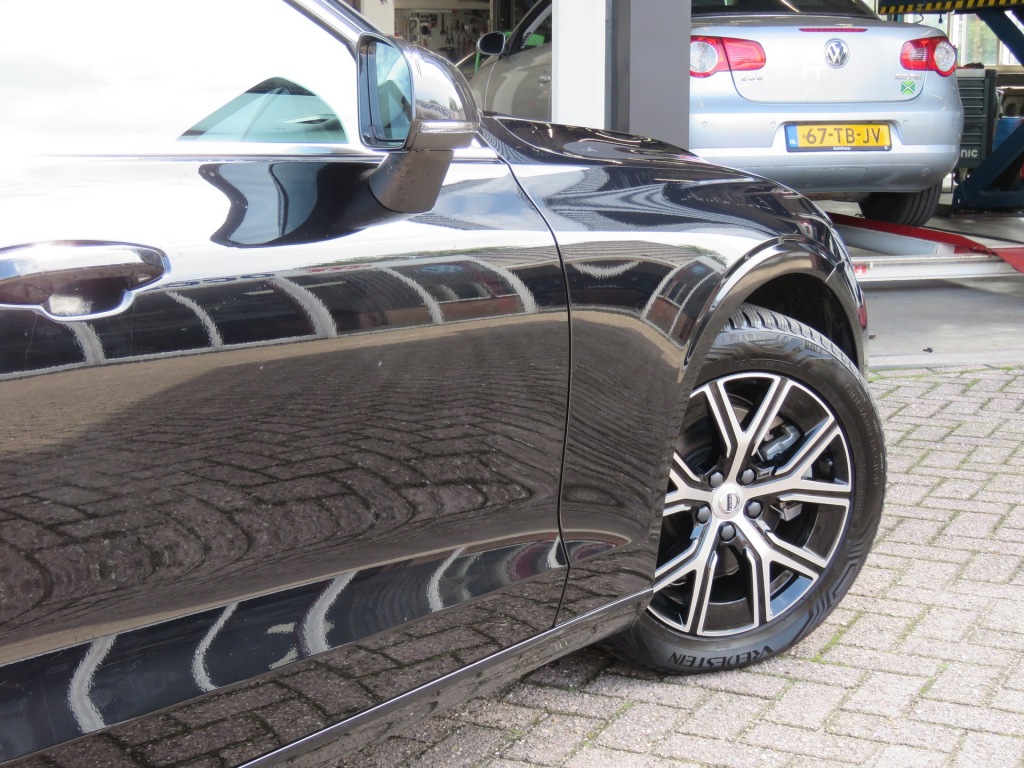 VOLVO-V60-2.0 B3 163pk Aut. Core / Camera / Stoel-stuurverw. / Elec.klep /