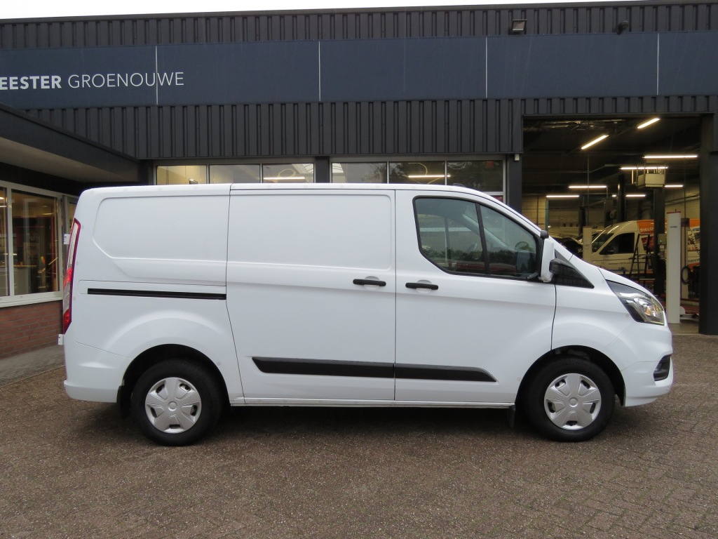 FORD-TRANSIT CUSTOM-280 2.0 TDCI L1H1 Trend / Camera / Inrichting / Trekhaak