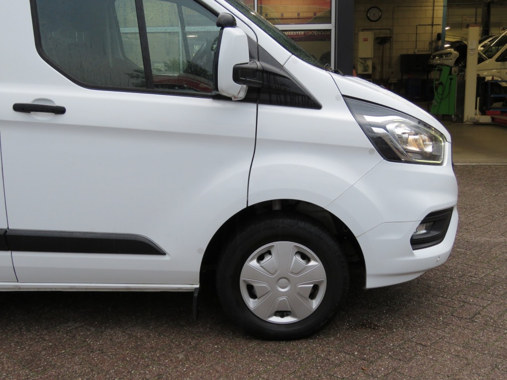 FORD-TRANSIT CUSTOM-280 2.0 TDCI L1H1 Trend / Camera / Inrichting / Trekhaak