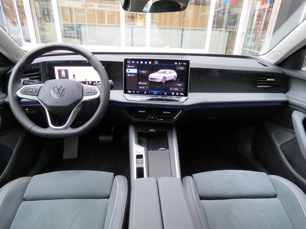 VOLKSWAGEN-PASSAT-Variant 1.5 eTSI Aut. Elegance Business / 360 Camera / Wegklap.h