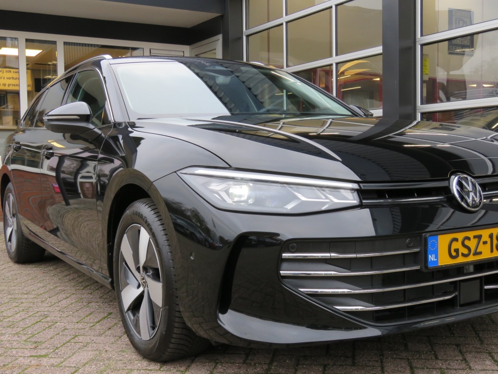VOLKSWAGEN-PASSAT-Variant 1.5 eTSI Aut. Elegance Business / 360 Camera / Wegklap.h