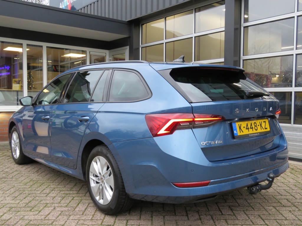 SKODA-OCTAVIA-Combi 1.0 TSI 110PK Business Edition / Elec.klep / Navi / Trekha