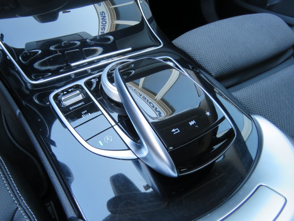 MERCEDES-BENZ-C-KLASSE-C180 156pk Aut. PRESTIGE / Camera / Leder-stof / Trekhaak / Veel