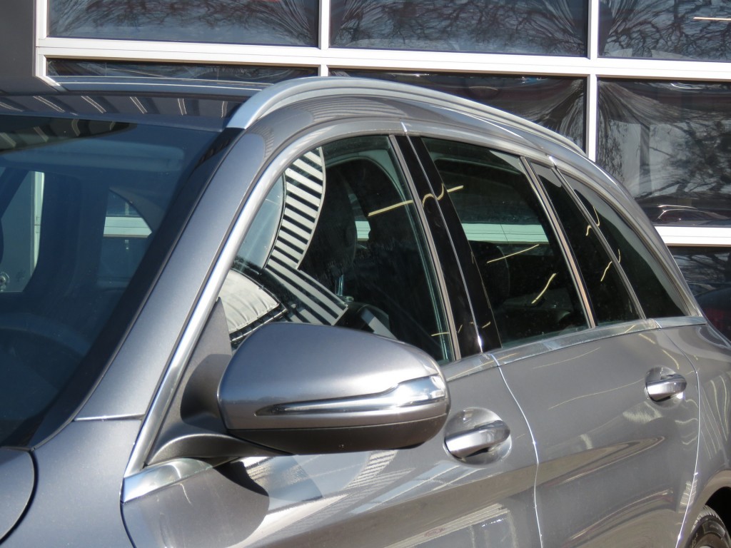 MERCEDES-BENZ-C-KLASSE-C180 156pk Aut. PRESTIGE / Camera / Leder-stof / Trekhaak / Veel