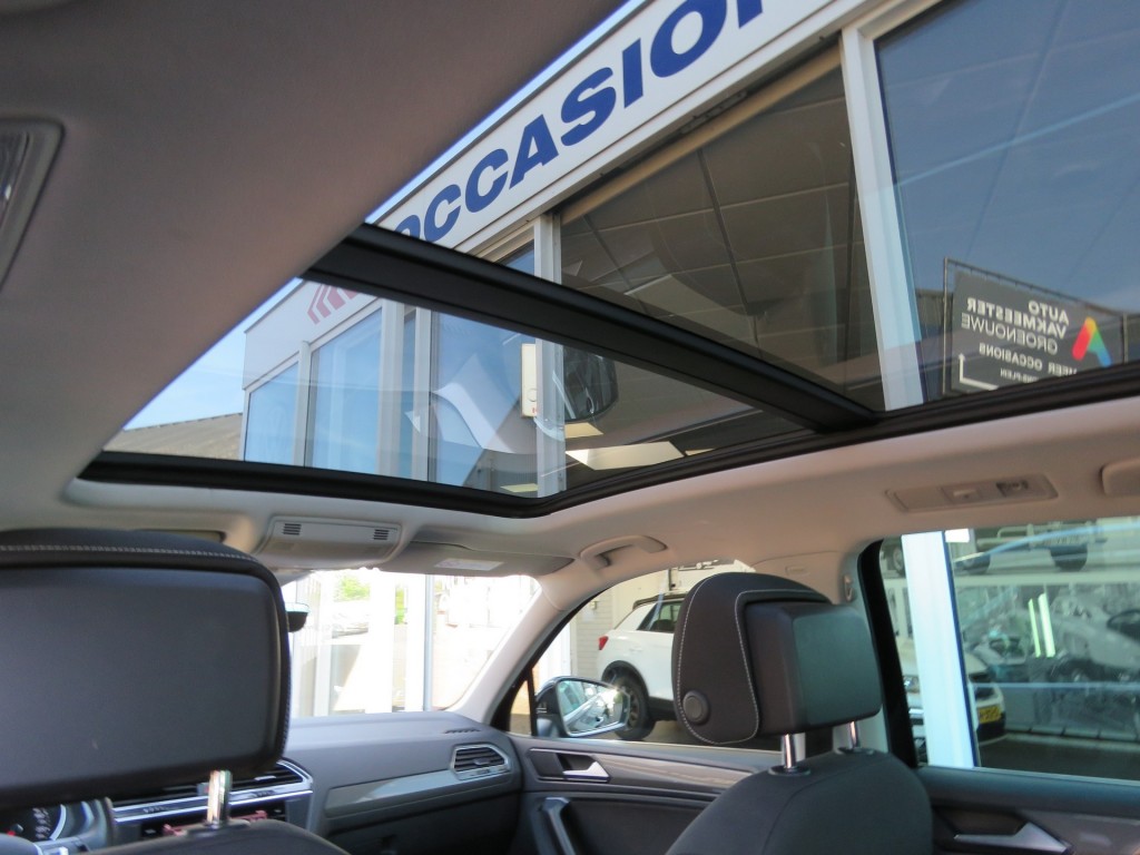 VOLKSWAGEN-TIGUAN-1.4 TSI 150pk ACT CL BNS JOIN / Pano / BOVAG garantie