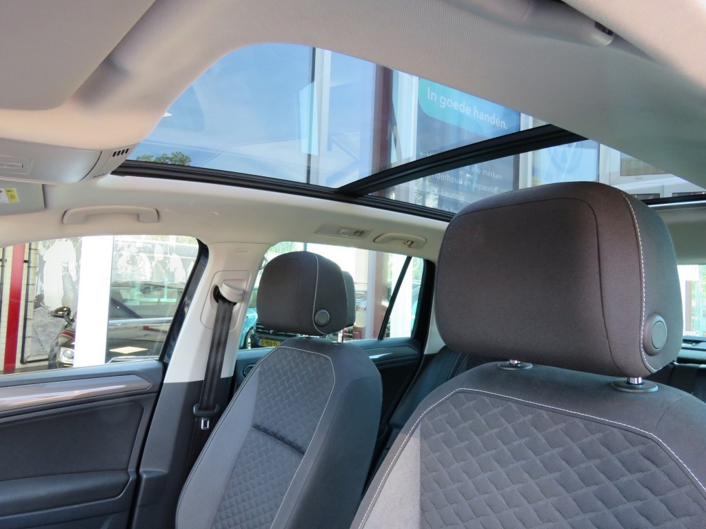 VOLKSWAGEN-TIGUAN-1.4 TSI 150pk ACT CL BNS JOIN / Pano / BOVAG garantie