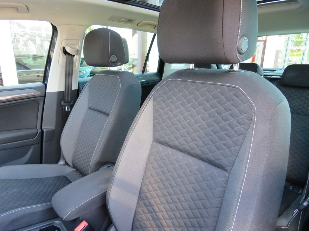 VOLKSWAGEN-TIGUAN-1.4 TSI 150pk ACT CL BNS JOIN / Pano / BOVAG garantie