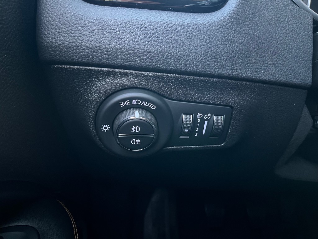 JEEP-COMPASS-1.3T LIMITED NAVI CRUISE CLIMA PDC CAMERA