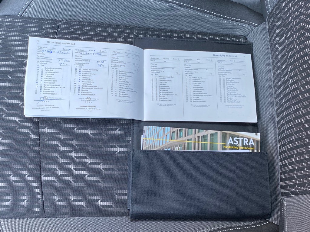 OPEL-ASTRA-1.2 BUSINESS ELEGANCE NAV CRUISE CARPLAY TREK-H CAMERA LMV