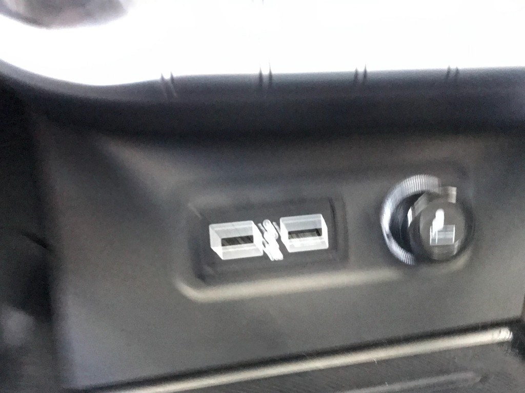SERES-3-SERES 3 52KWH 3Fase CCS