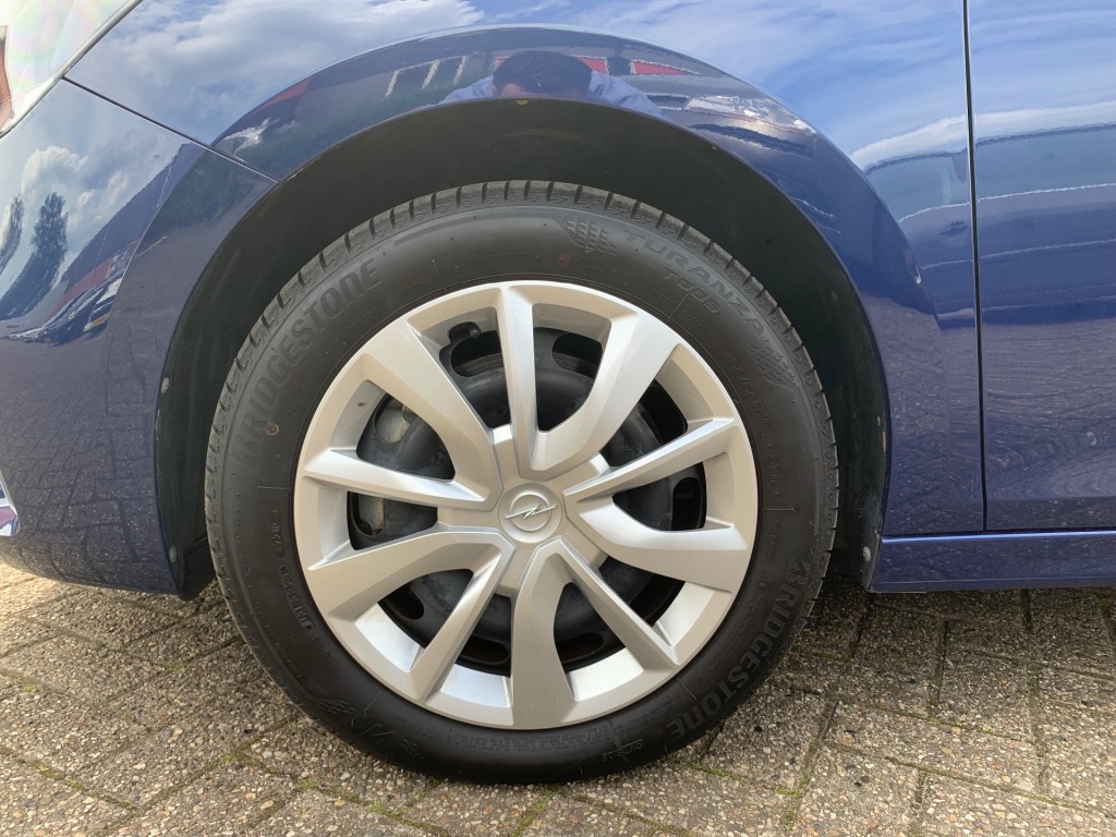OPEL-CORSA-E-EDITION