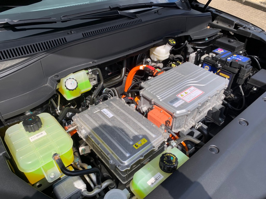 MG-ZS-SERES 3 52KWH 3 FASE CCS