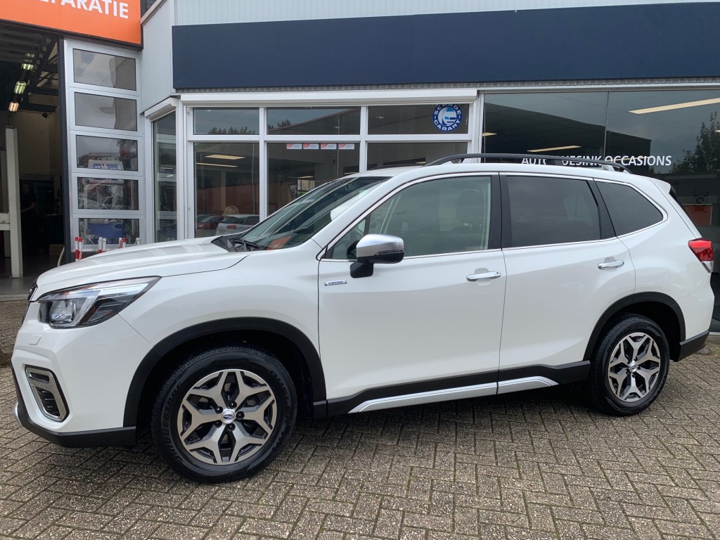 SUBARU-FORESTER-2.0I E-BOXER PREMIUM