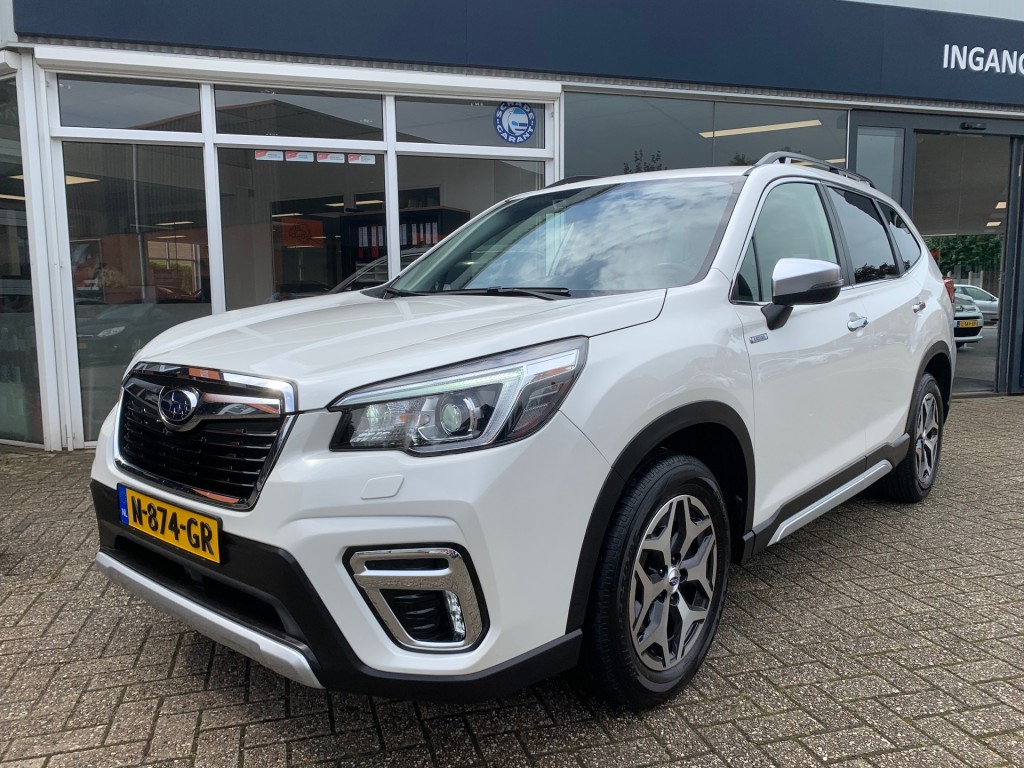 SUBARU-FORESTER-2.0I E-BOXER PREMIUM