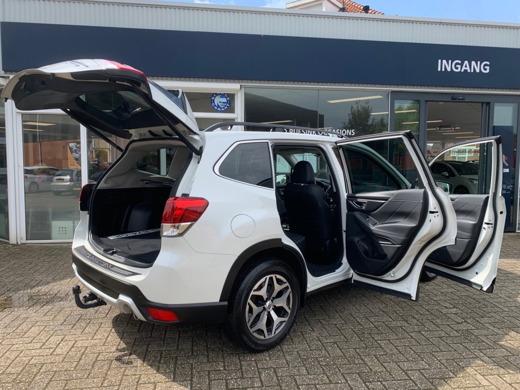 SUBARU-FORESTER-2.0I E-BOXER PREMIUM