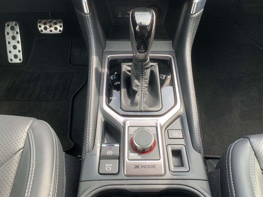 SUBARU-FORESTER-2.0I E-BOXER PREMIUM