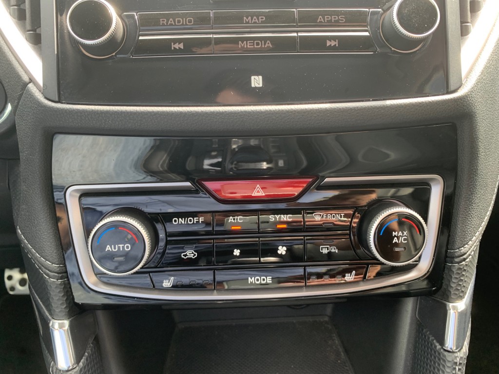 SUBARU-FORESTER-2.0I E-BOXER PREMIUM