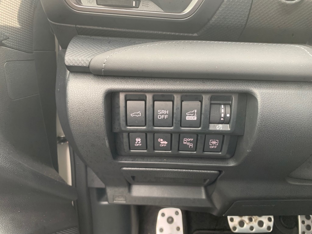 SUBARU-FORESTER-2.0I E-BOXER PREMIUM